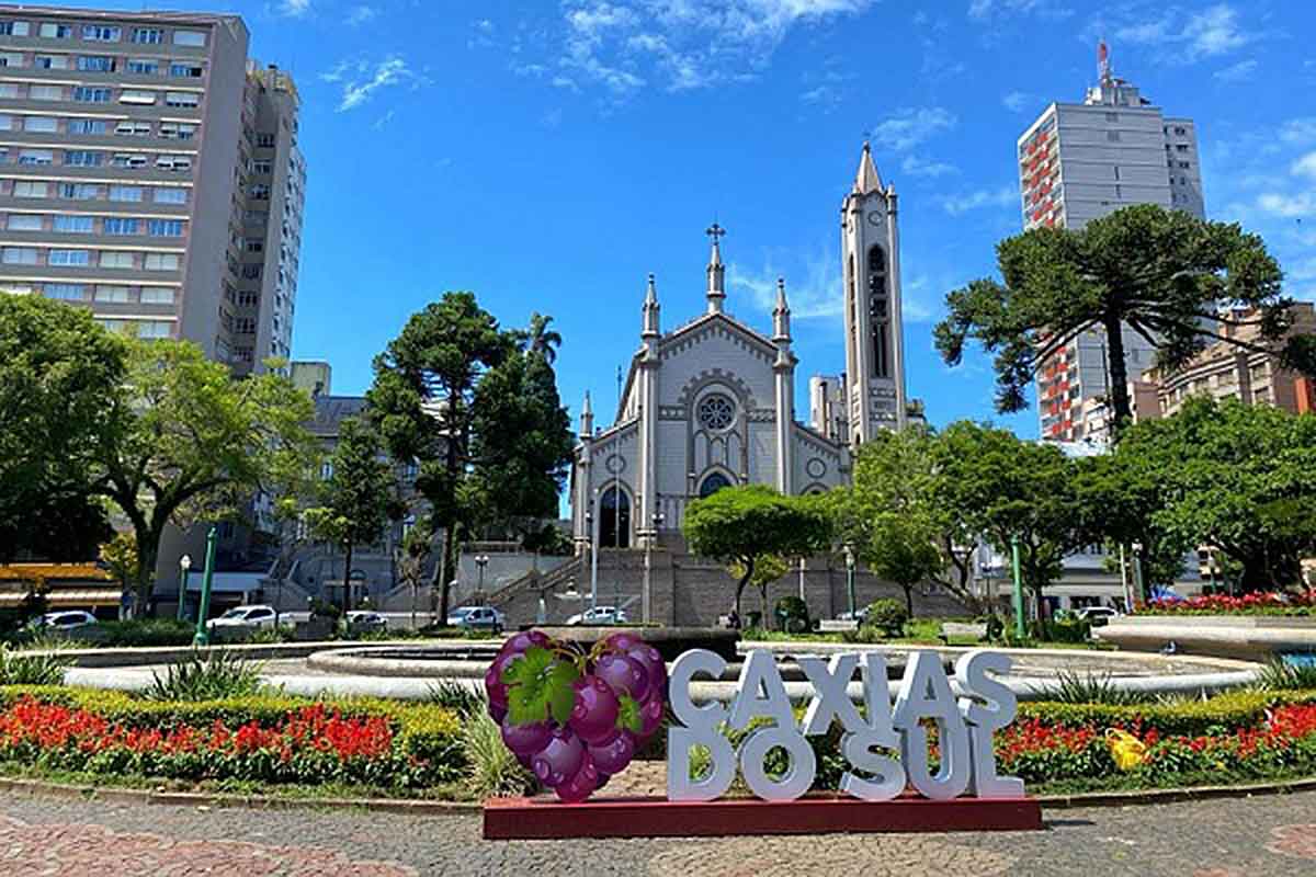caxias-do-sul Caxias do Sul/RS - clima de serra e estações marcadas