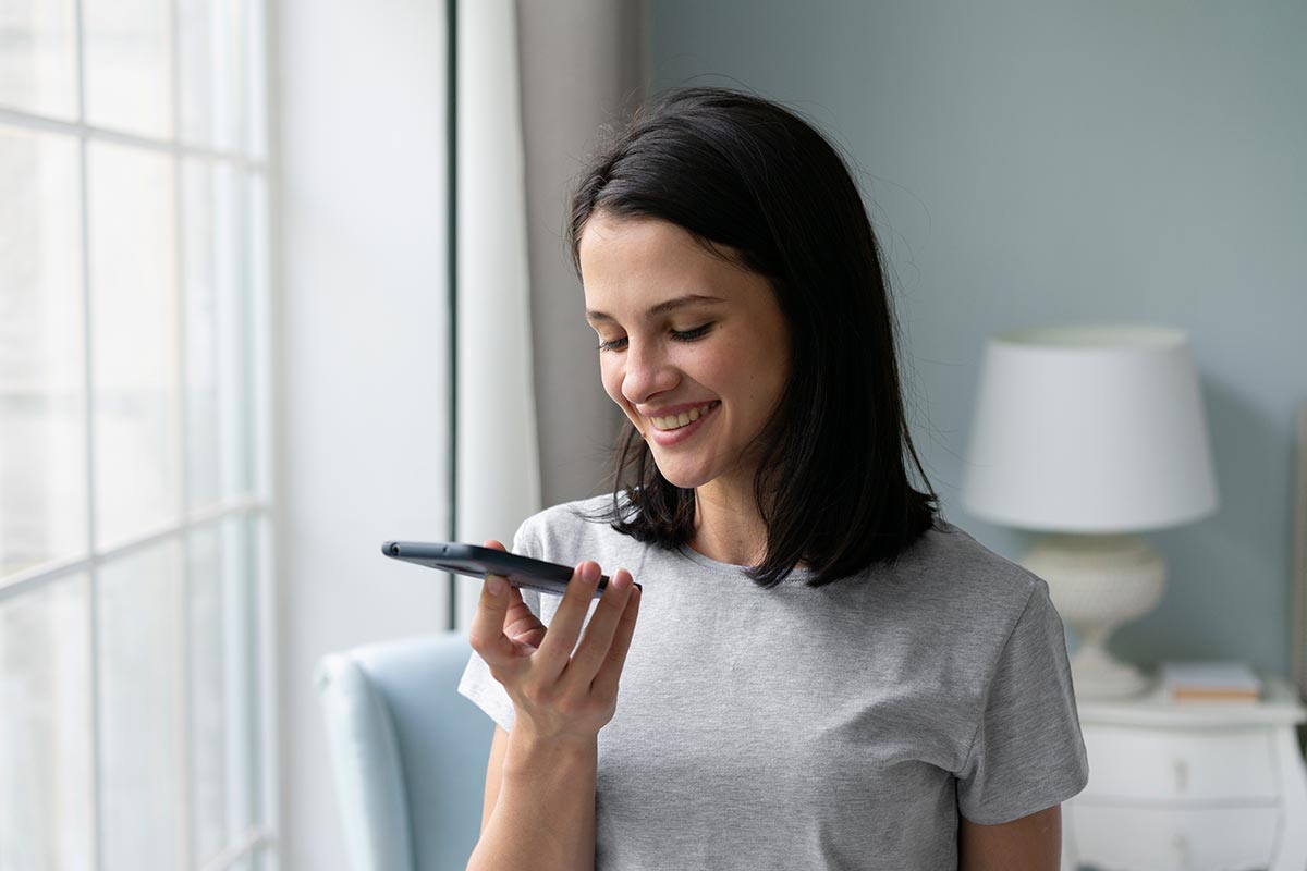 Descubra como a pesquisa por voz impacta o ranqueamento no Google