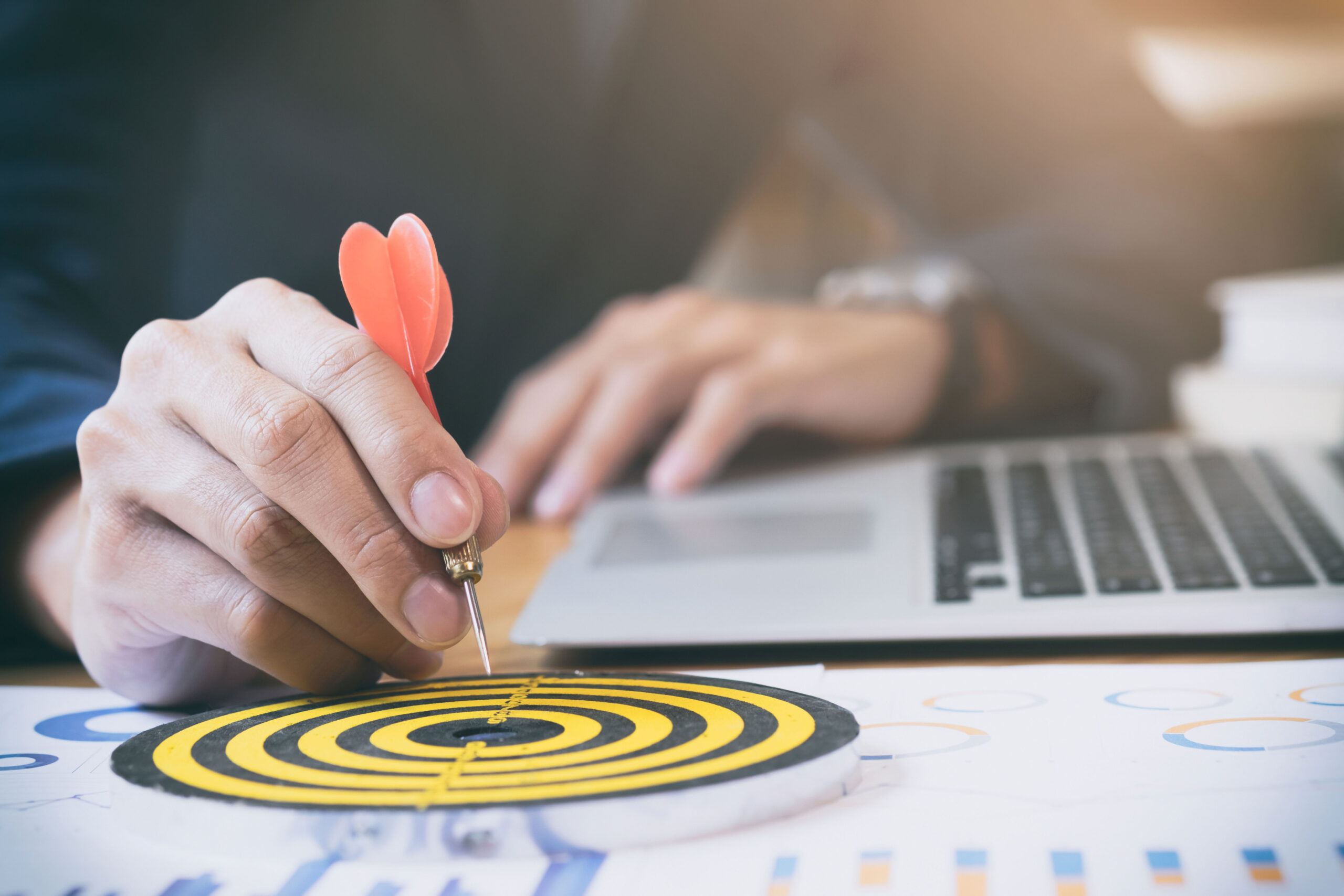 Metas e objetivos: como definir e alcançar suas metas de vendas